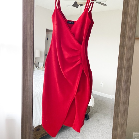 Pretty Little Thing Asymmetrical Skirt Red Wrap Valentines Dress - Picture 5 of 5